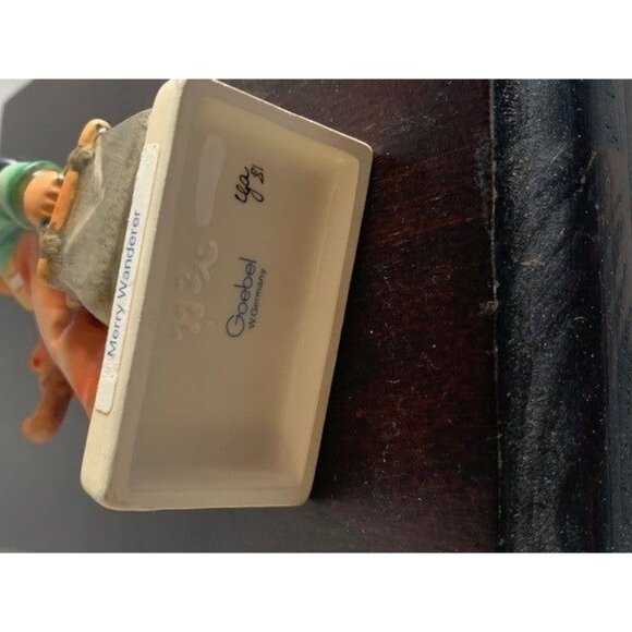 Hummel Goebel Merry Wanderer Figure 11 2/0 4" tall - Picture 5 of 5